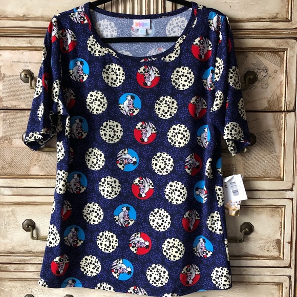 ♦️2/$30 Disney Villains Cruella Gigi LuLaRoe Top - Picture 1 of 6